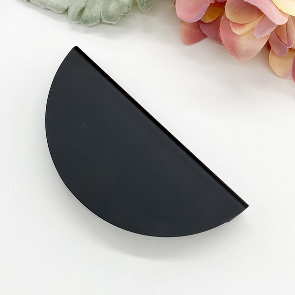 Black Half moon round metal handle